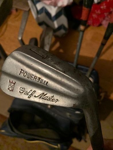 Golf bag and clubs