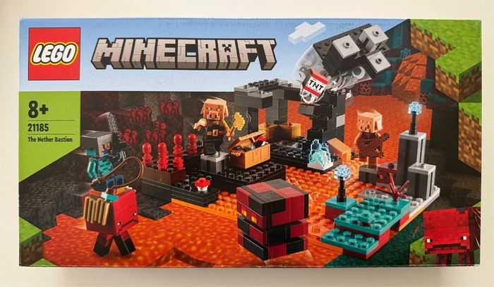 Lego Minecraft The Nether Bastion 21185