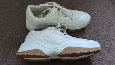 Ellese trainers