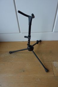 K&M saxophone stand