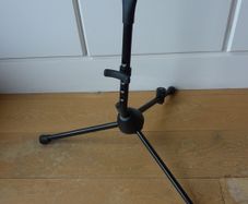 K&M saxophone stand