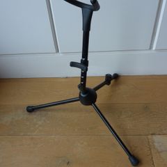 K&M saxophone stand