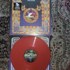 Thin lizzy: Johnny The Fox red vinyl LP