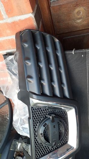 Nissan qashqai 2007/2010 Complete front panels in metallic silver