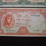 1968 Two Lady Lavery Notes: 10 Shillings & One Pound Image 3