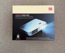 Kodak Luma 400 projector