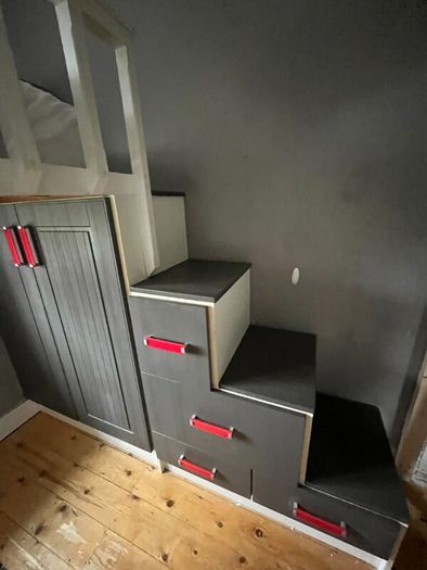 loft bed