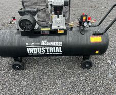 200 L air compressor