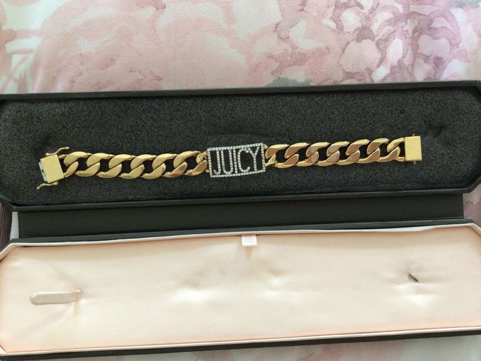 Bracelet