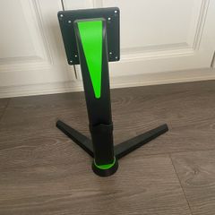 24/27" VESA compatible monitor stand