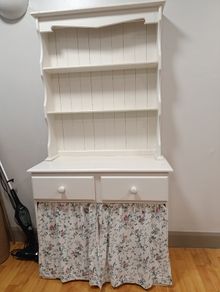 Kitchen dresser
