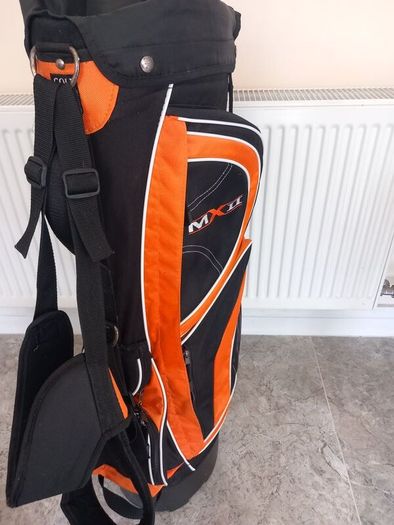 Dunlop golf bag with stand
