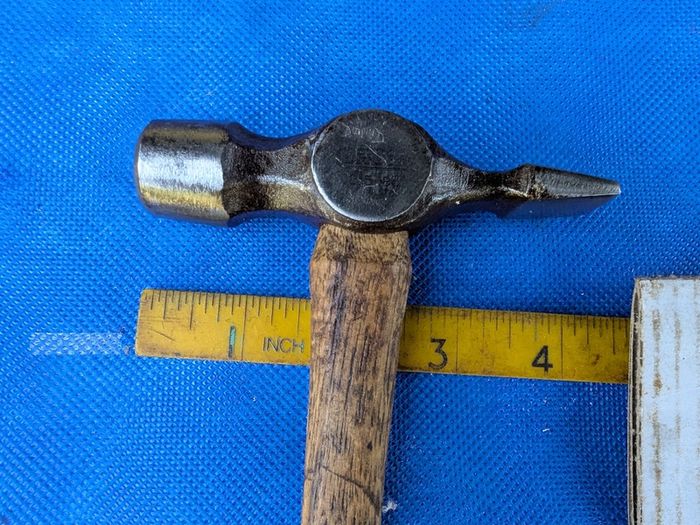 8oz Warrington Hammer