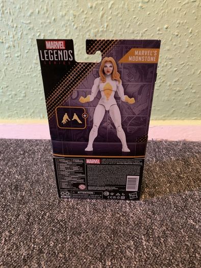 Marvel Legends Heist Nebula and Moonstone