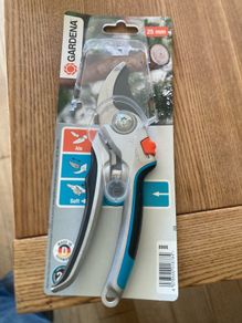 Gardena Secateurs