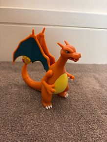 Charizard Figure
