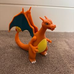 Charizard Figure