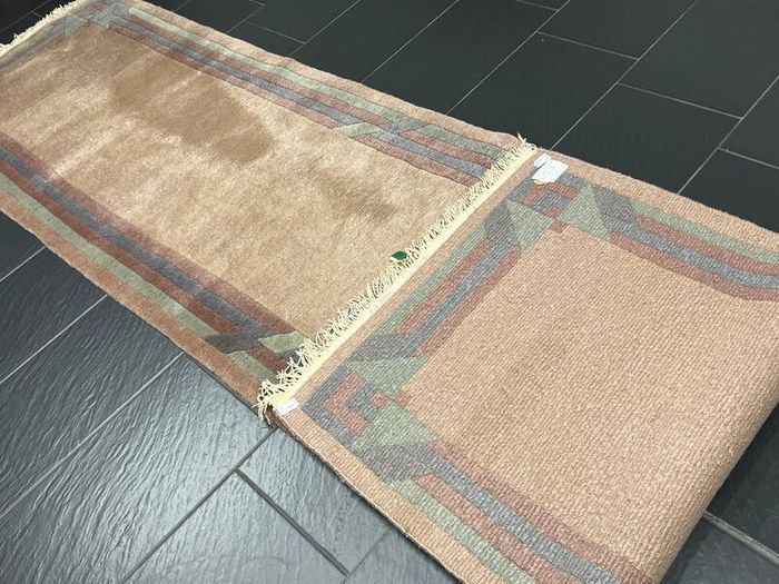 Beautiful Nepalese Rug Runner 3.35x 0.85m (Neparun)