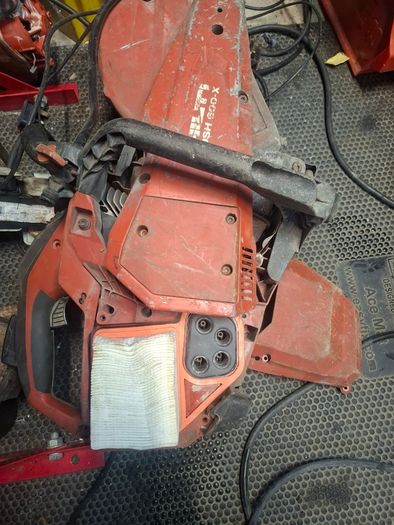 Hilti saw