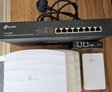 3 x omada access points 1 x tp link in wall access point and 1 x 8 port poe switch