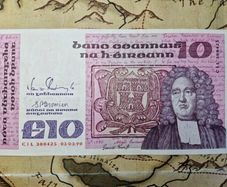 10 Pound B Series 01/03/90 Irish Note