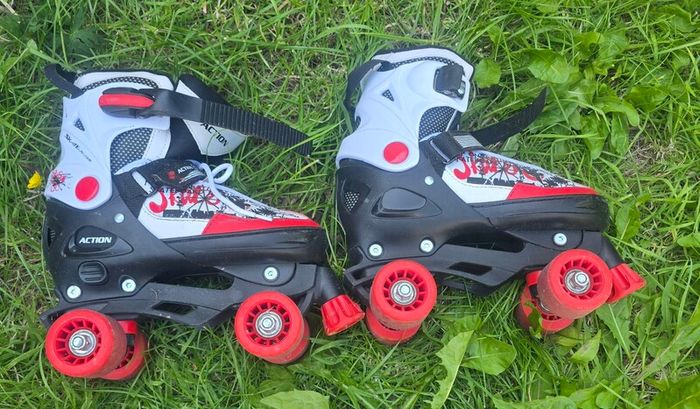kids Skate medium size in good condition