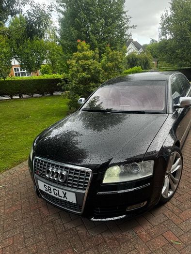 Audi S8
