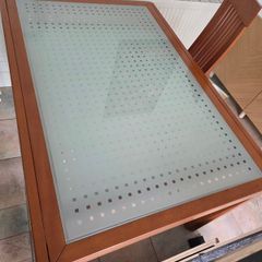 Kitchen table