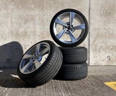 Genuine Audi S4 Torsio 19" Alloys & Tyres