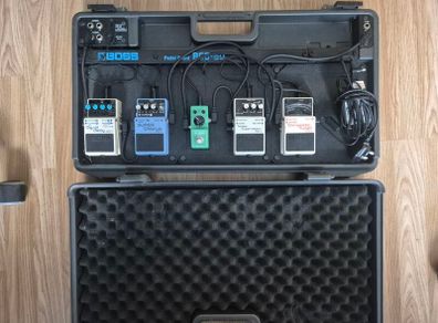 BOSS BCB-60 Pedal Board with Pedals