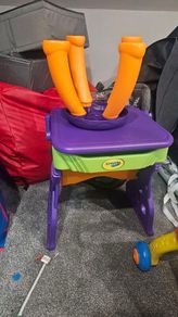 Crayola toddler stool and easle