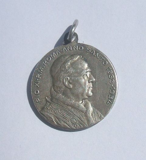 PIUS XI (Pope 1922-1939) - a vintage Holy Jubilee Year 1933/1934 medal