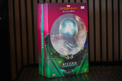Hot Toys Mysterio - Spider-Man: Far From Home - MMS556 - 1/6 Scale