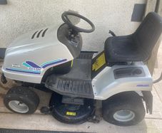 Ride on mower