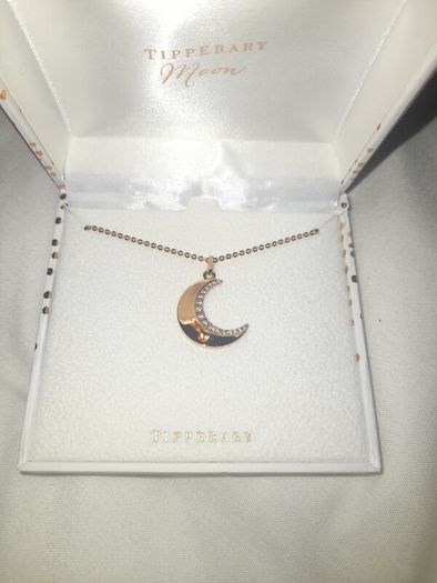 Tipperary fine jewellery Half Moon pendant