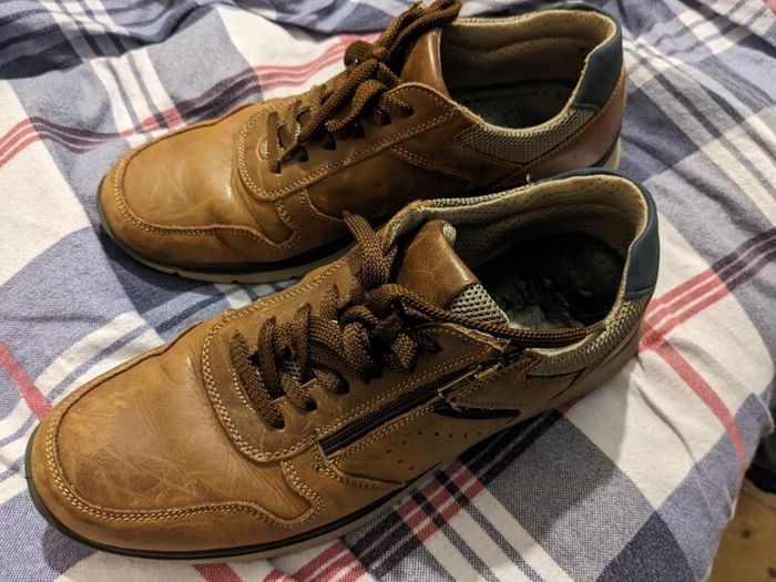 shoes size 10. Italian brand  brown color. More comfortable than loafers.