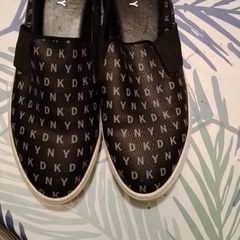 Ladoes shoes dkny hardly worn bought usa