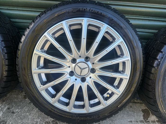 Mercedes 17 alloys brand new tires