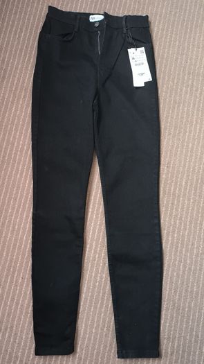 Zara New with tags Trousers women, size 36, black