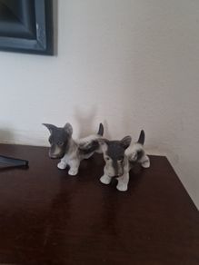 ceramic dogs