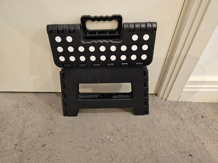 Folding stool