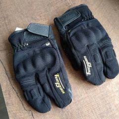 Kids / preteen motorbike gloves (road/asphalt not dirt bike)