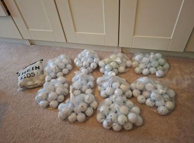 Mixed golf balls