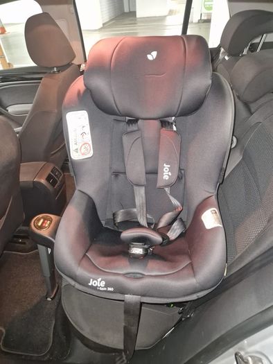 Joie i-Spin 360 child car seat in black
