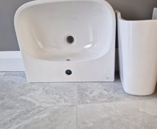 bathroom accessories