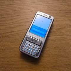 Nokia N73