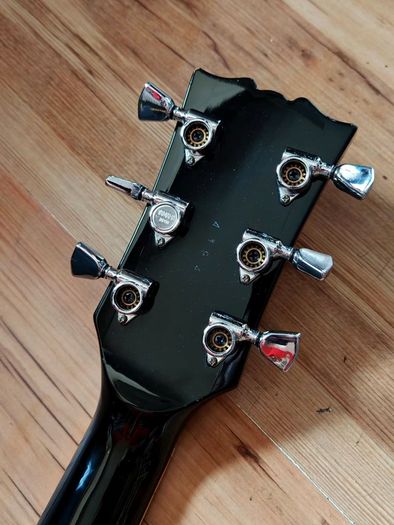 1981 Yamaha SG600 (Delivery available)