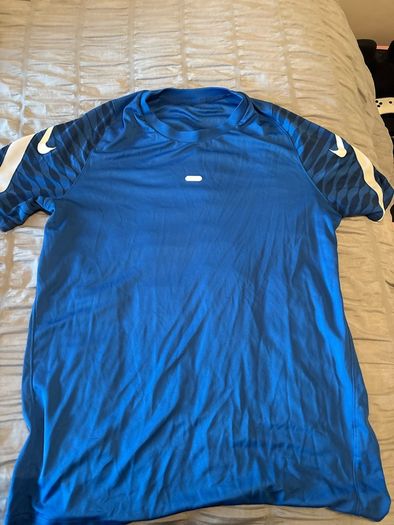 26 items of large Nike gym wear