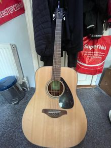 Yamaha Guitar
