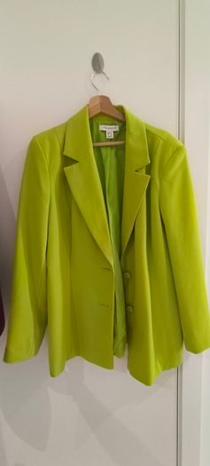 Fashionable Women Wear